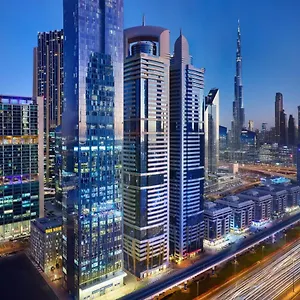 **** Hotel By Marriott Sheikh Zayed Road, Emirati Arabi Uniti
